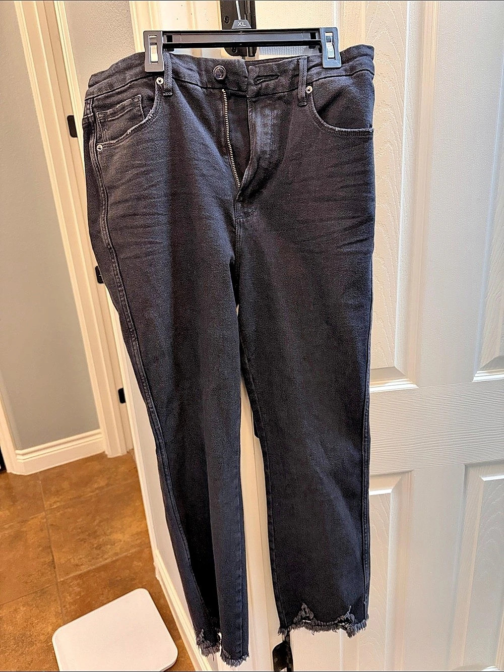 Good American Good Curve Raw Hem Skinny Jeans Black Waist 14/32